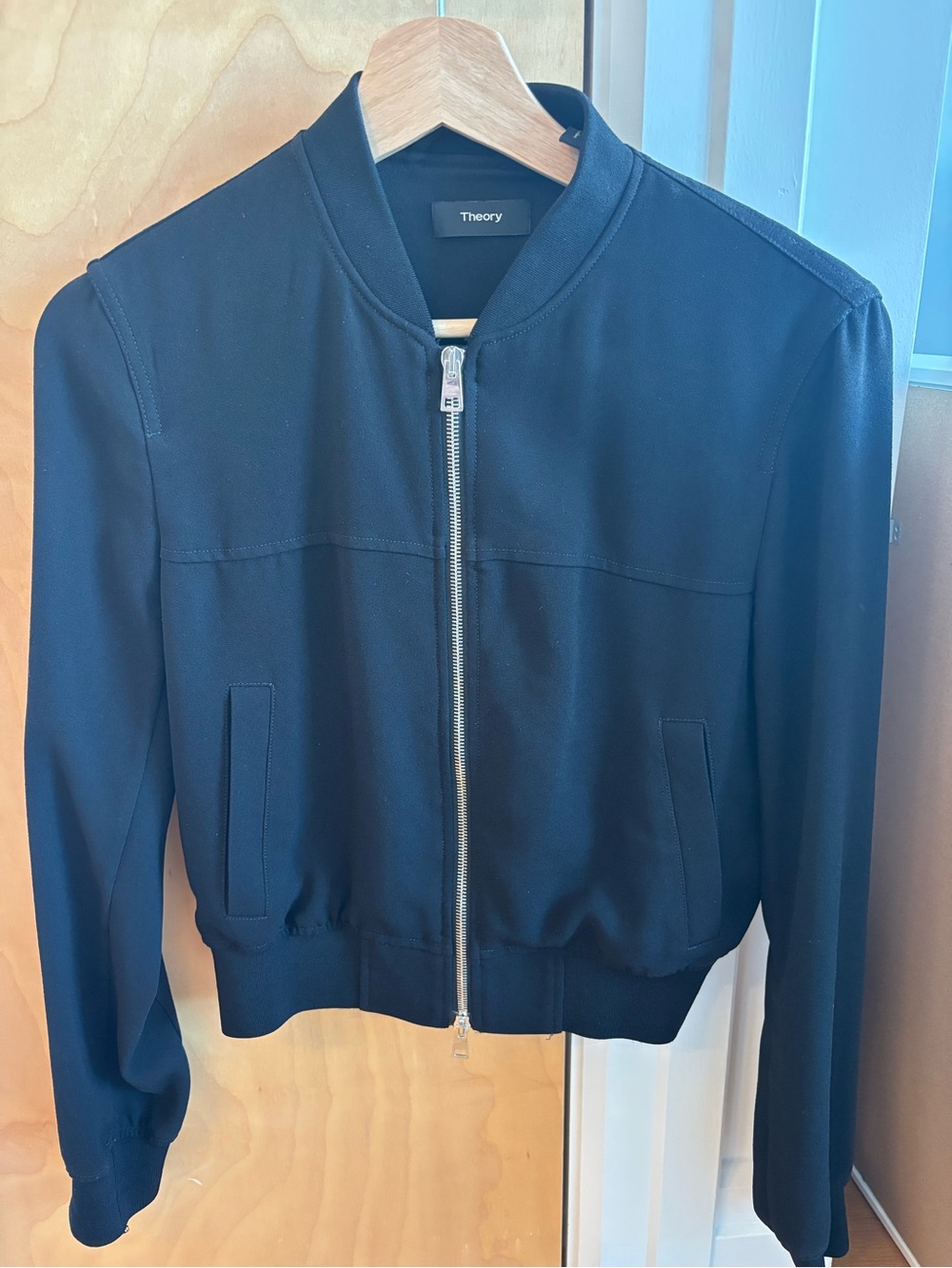 Theory black light weight  bomber jacket